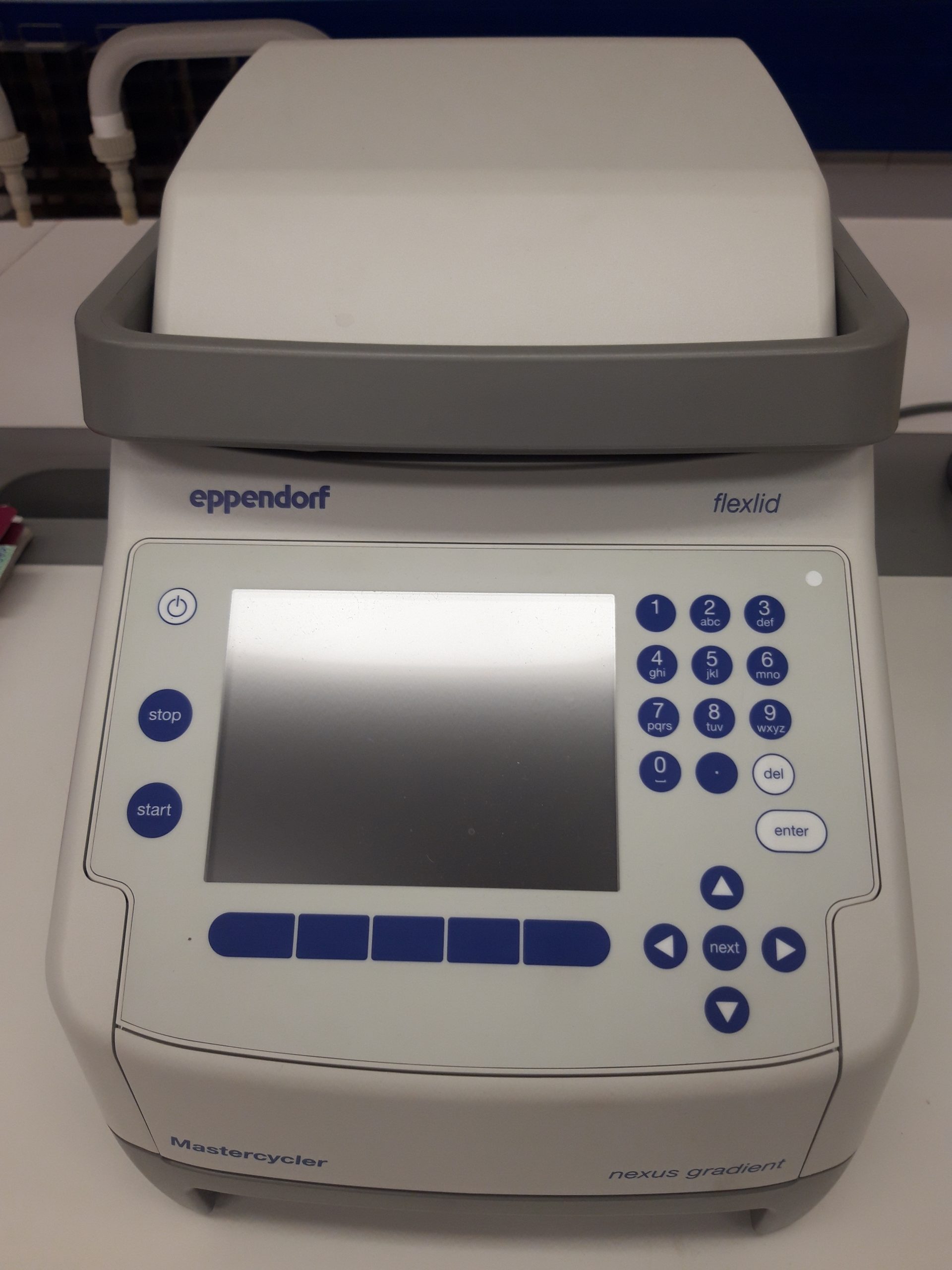 Eppendorf Mastercycler nexus gradient do PCR w probówkach i stripach